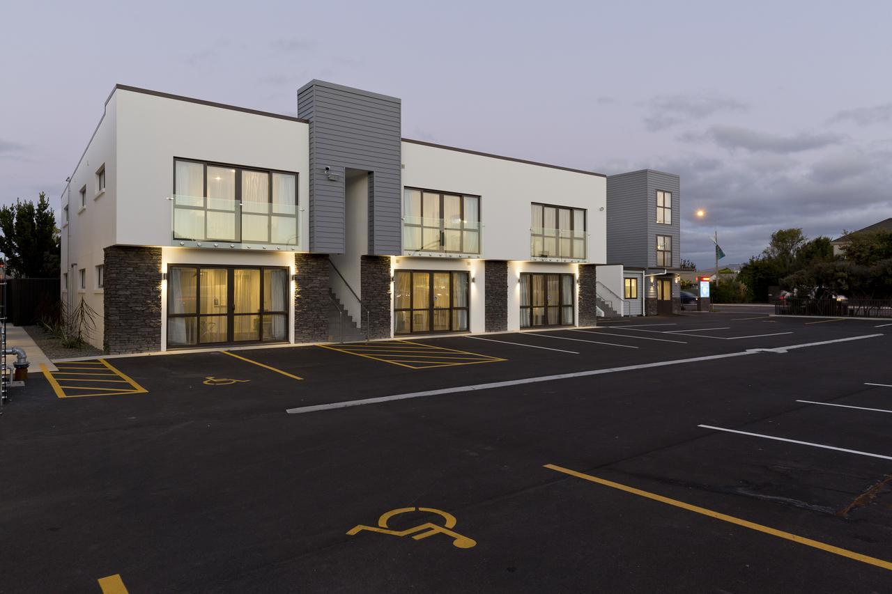 2 On Whiteleigh And 239 On Lincoln Motel Christchurch Exterior photo